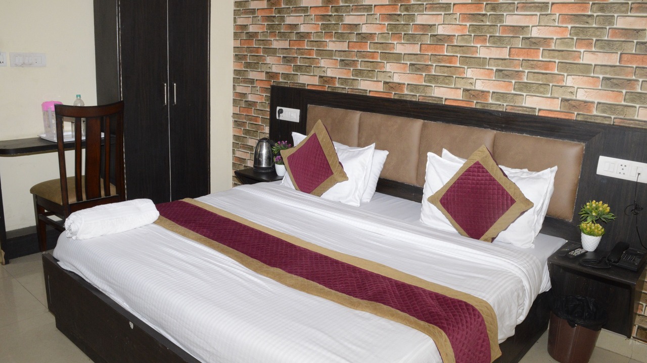 Photo of Bedroom in Mahipalpur
