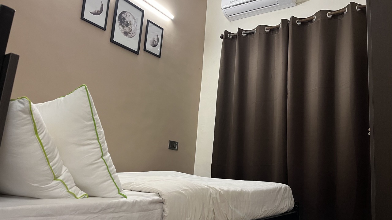 Photo of Bedroom in Navi Mumbai