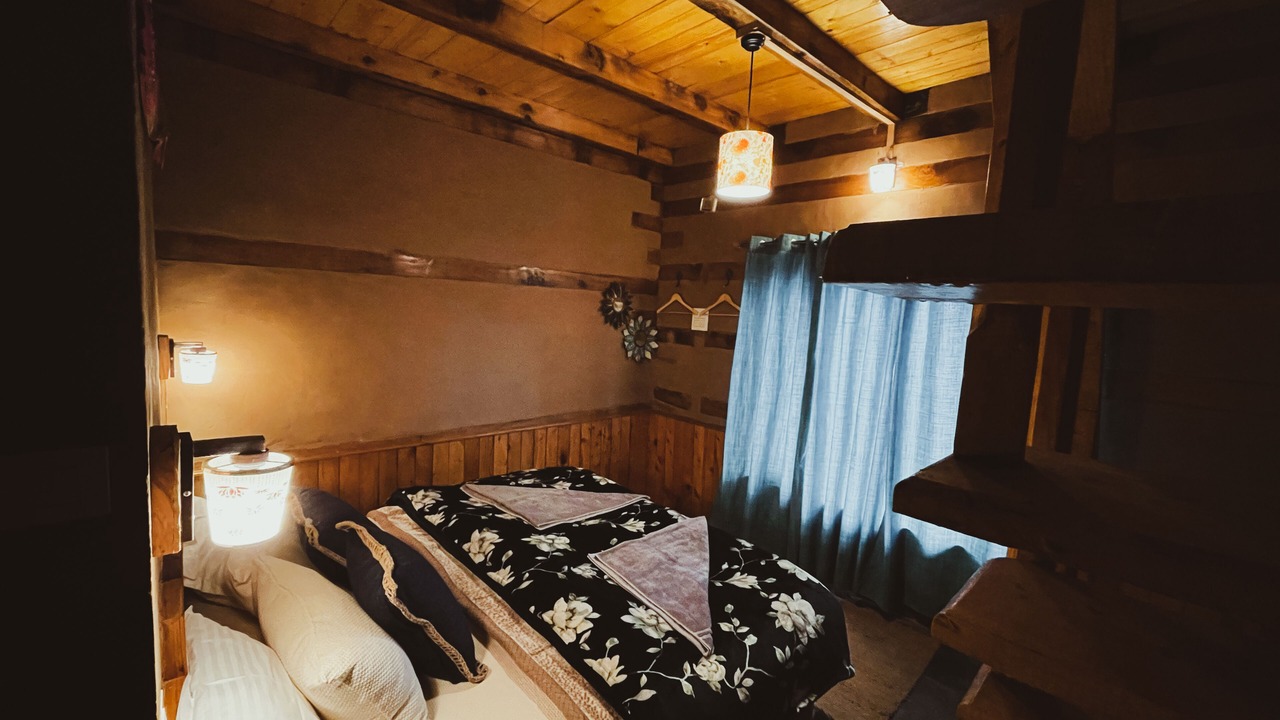Photo of Bedroom in Manali