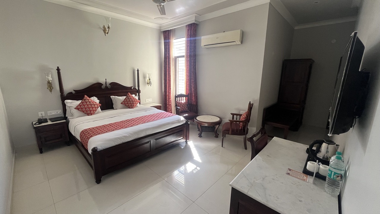 Photo of Bedroom in Vaishali Nagar