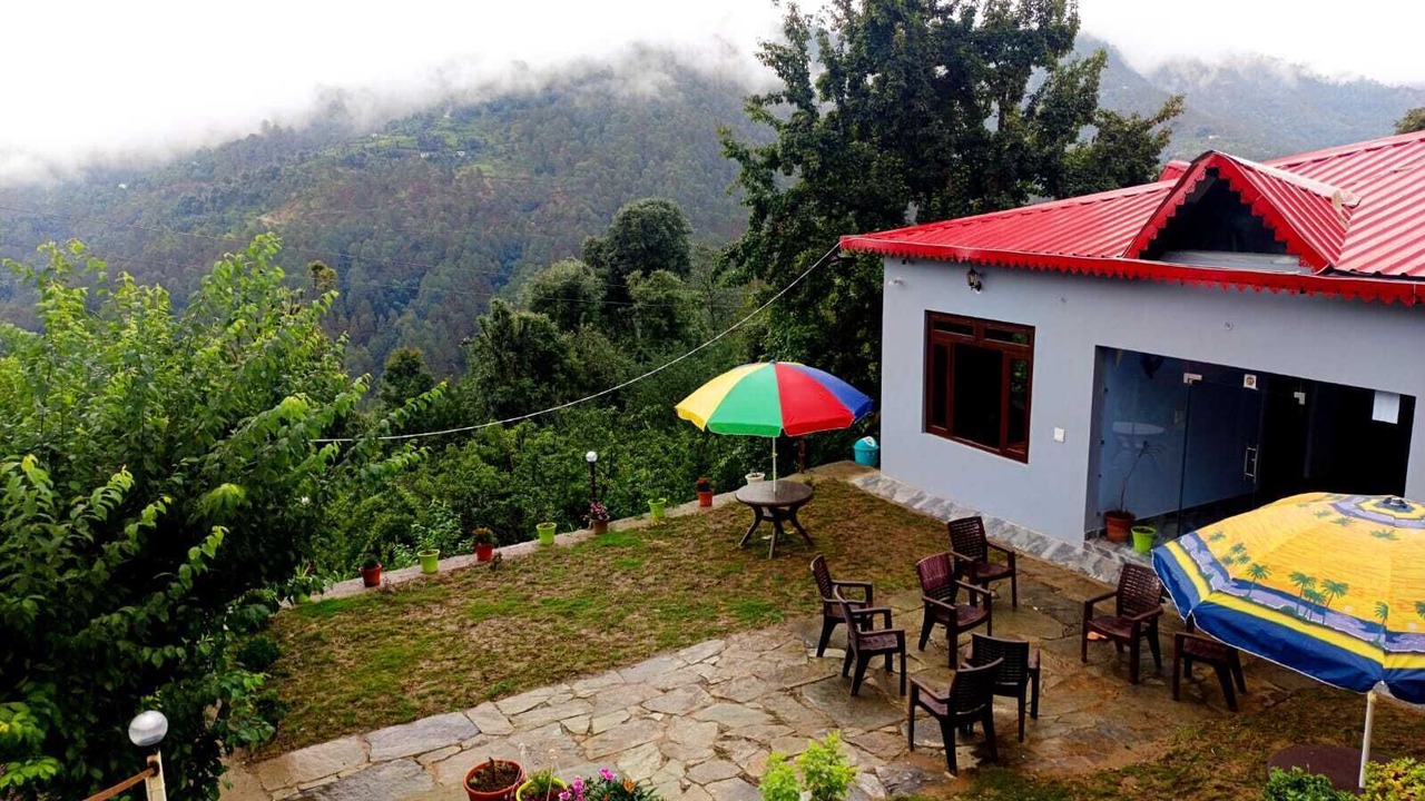 Photo of Patio Balcony in Mukteshwar