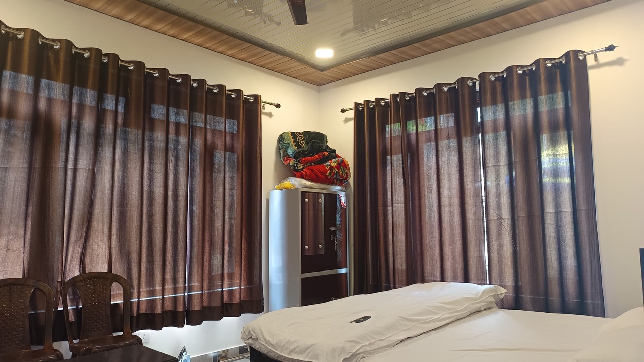 Photo of Bedroom in Mukteshwar