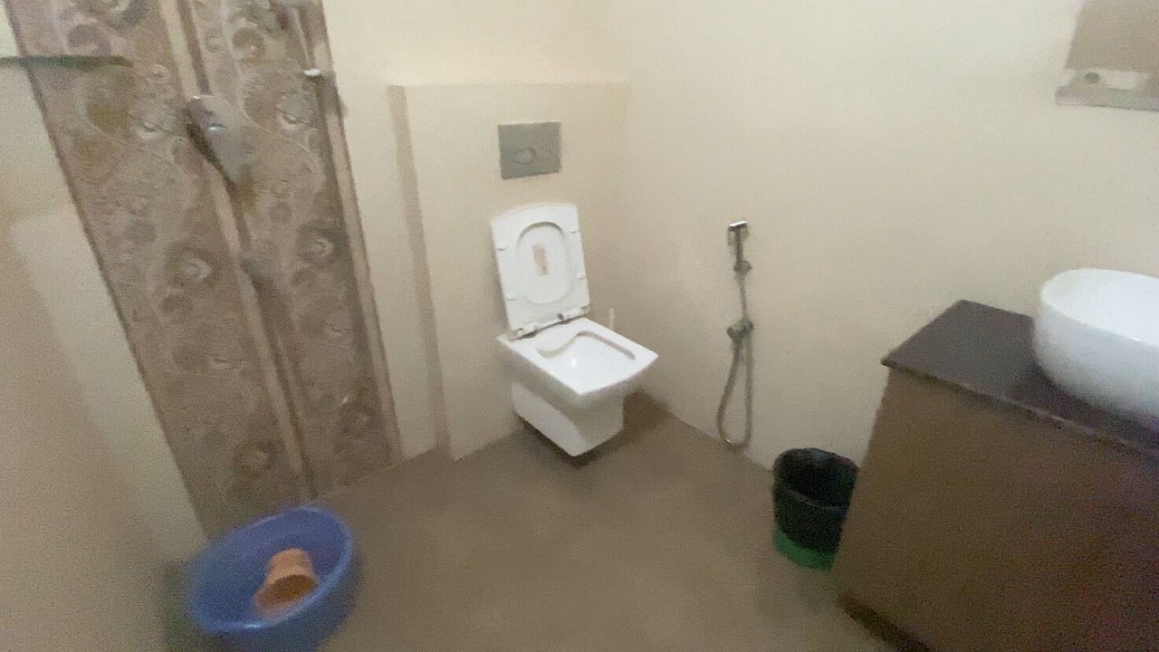 Photo of Bathroom in Sarita Vihar