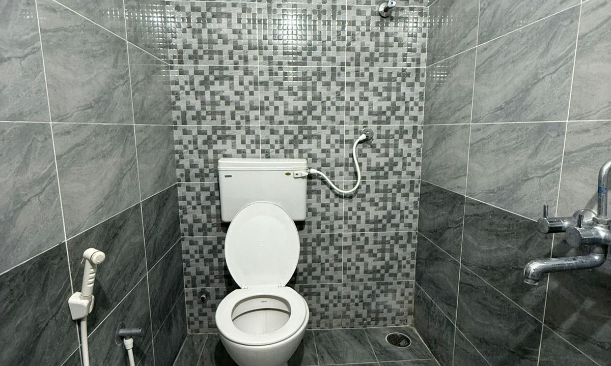 Photo of Bathroom in Masab Tank