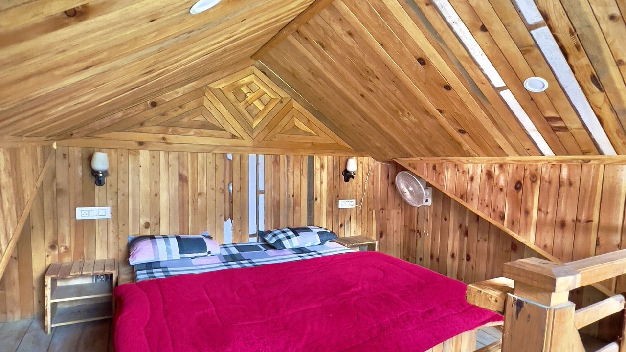 Photo of Bedroom in Kasol