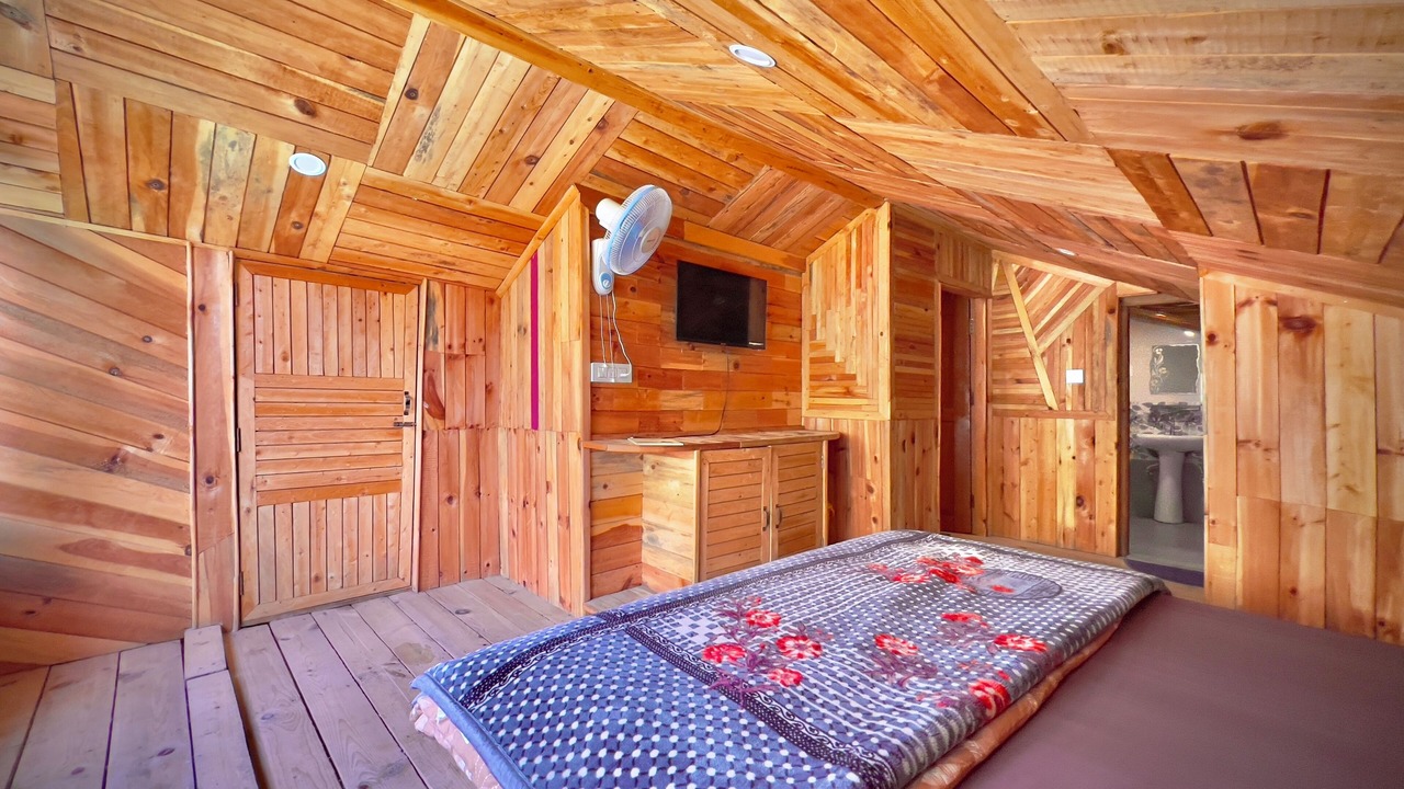 Photo of Bedroom in Kasol
