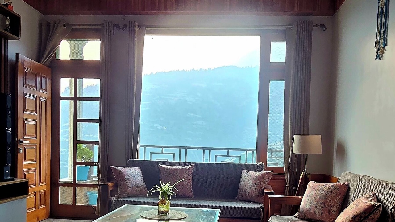 Photo of Livingroom in Kumharsain
