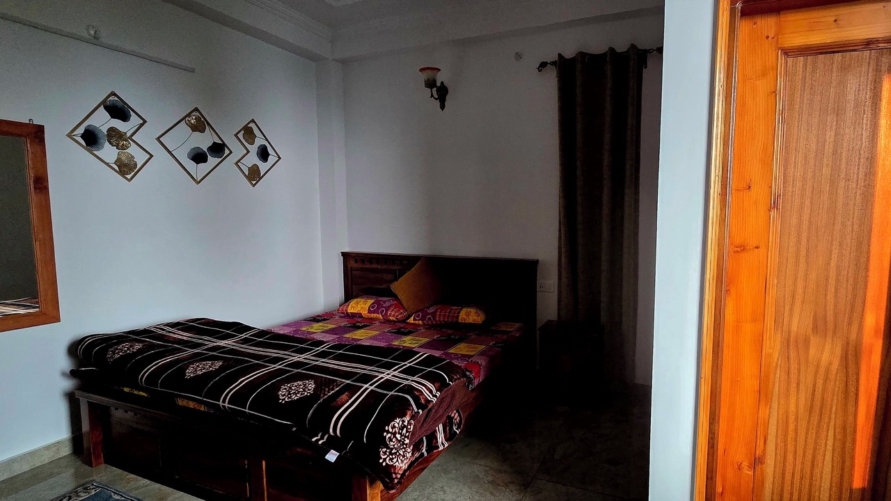 Photo of Bedroom in Kumharsain