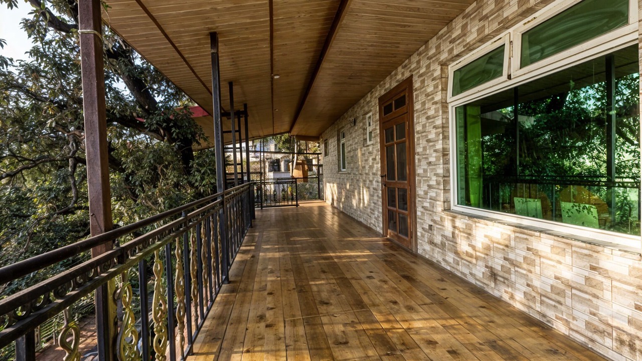 Photo of Patio Balcony in Mussoorie