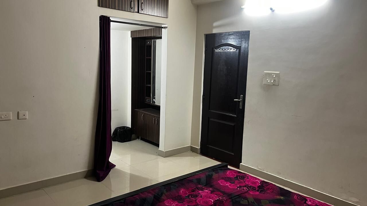 Photo of Bedroom in Shaikpet