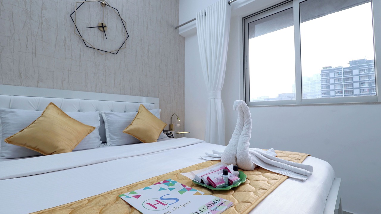 Photo of Bedroom in Malad East