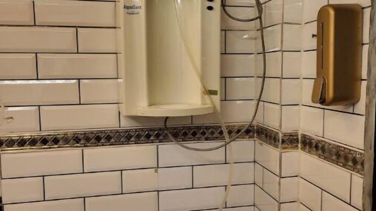 Photo of Bathroom in Bandra West
