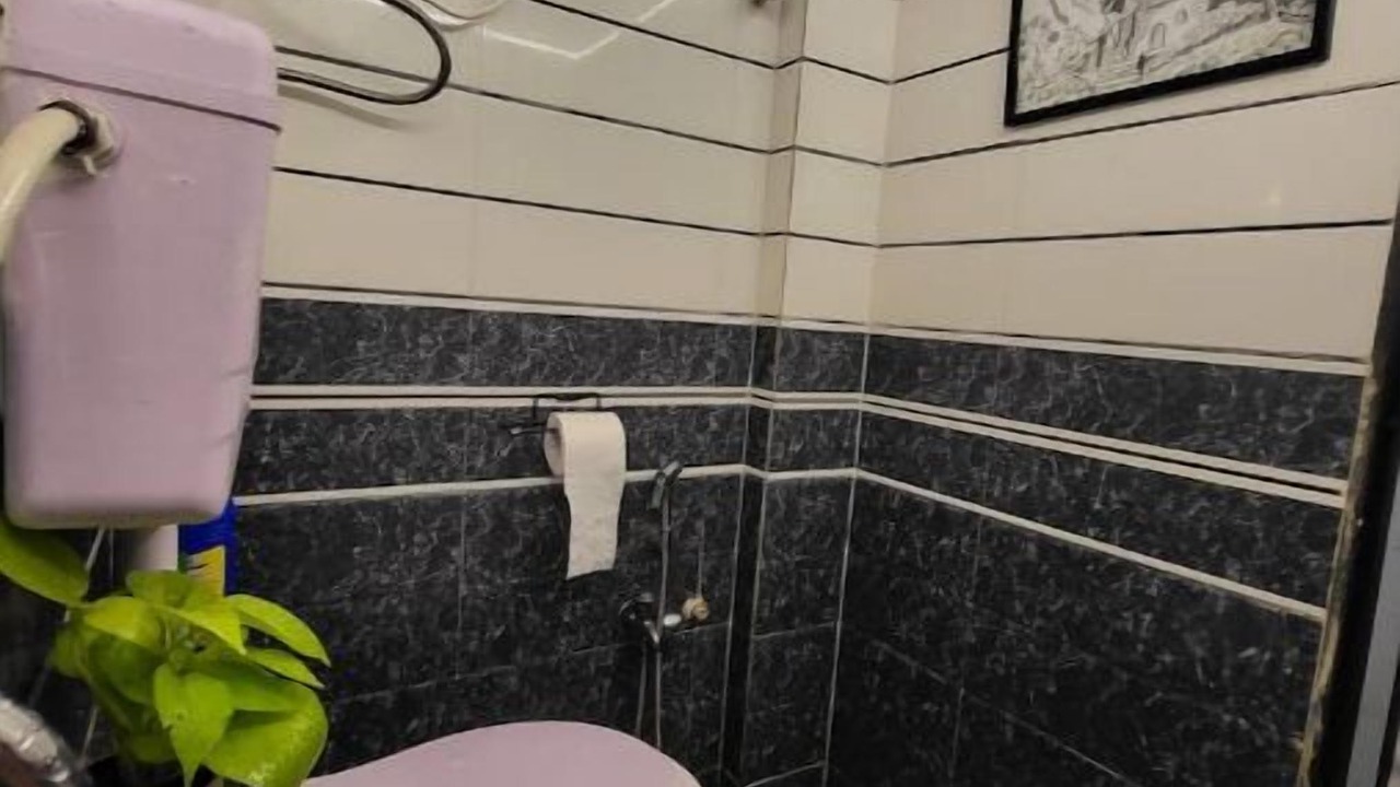 Photo of Bathroom in Bandra West