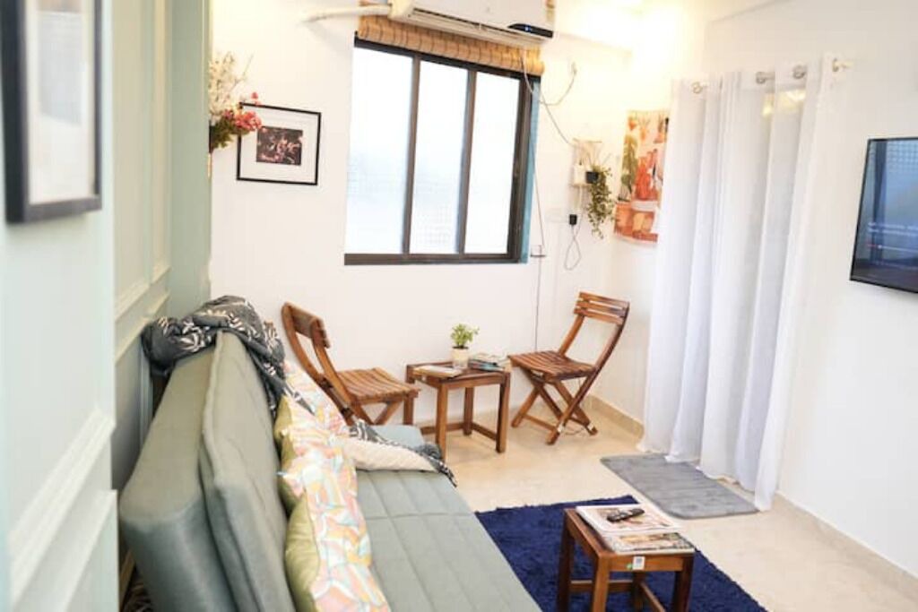Photo of Livingroom in Bandra West