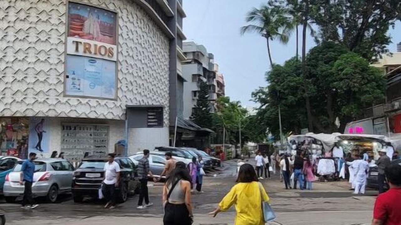 Photo of Others in Pali Hill