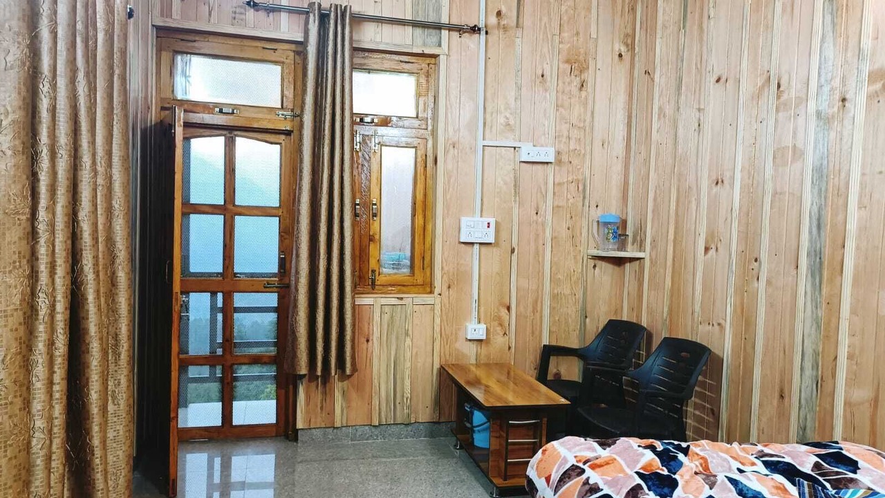 Photo of Bedroom in Chakrata