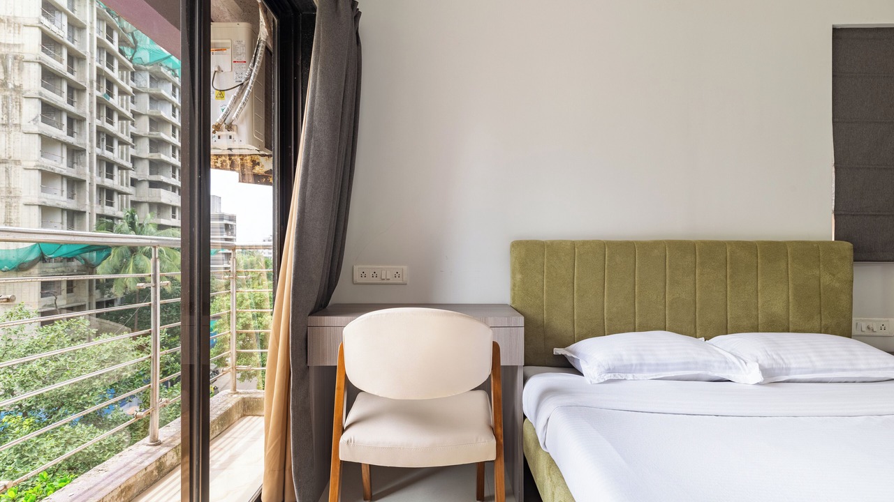 Photo of Bedroom in Bandra East