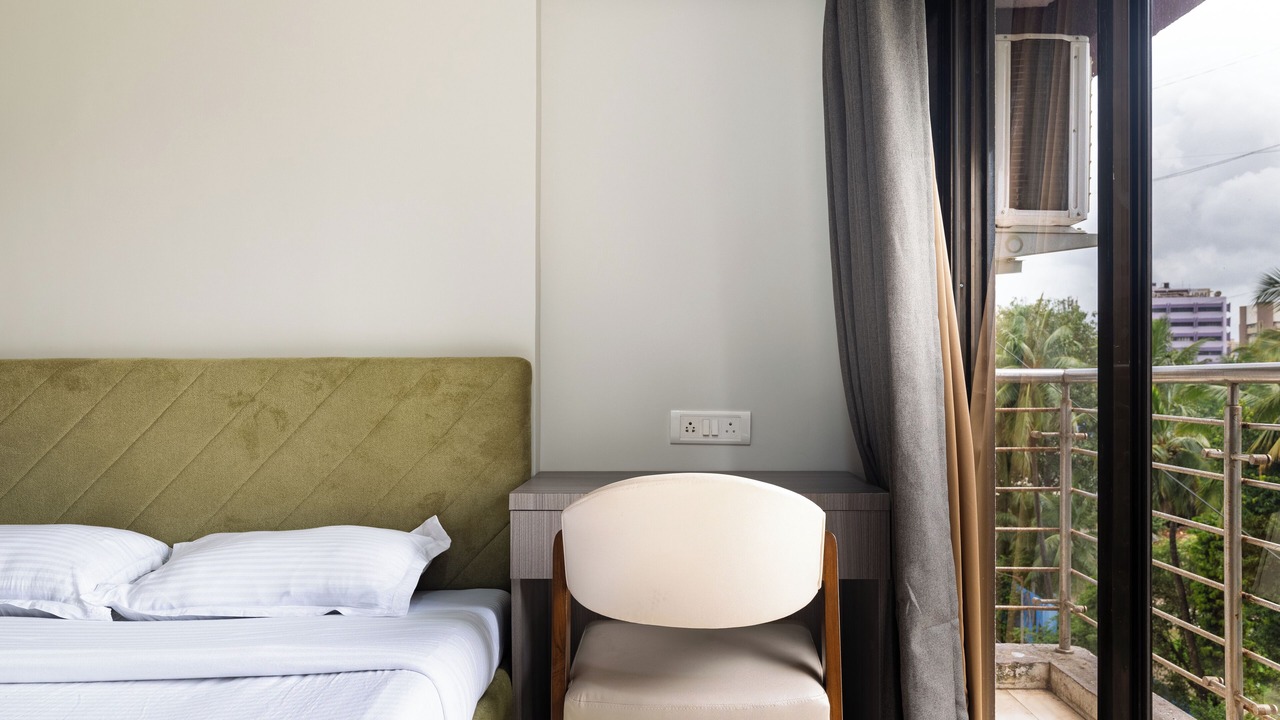 Photo of Bedroom in Bandra East
