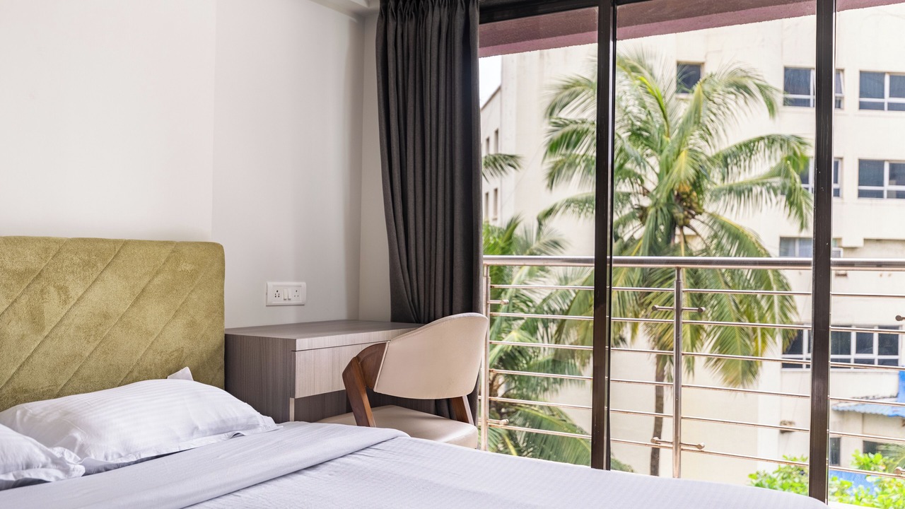 Photo of Bedroom in Bandra East