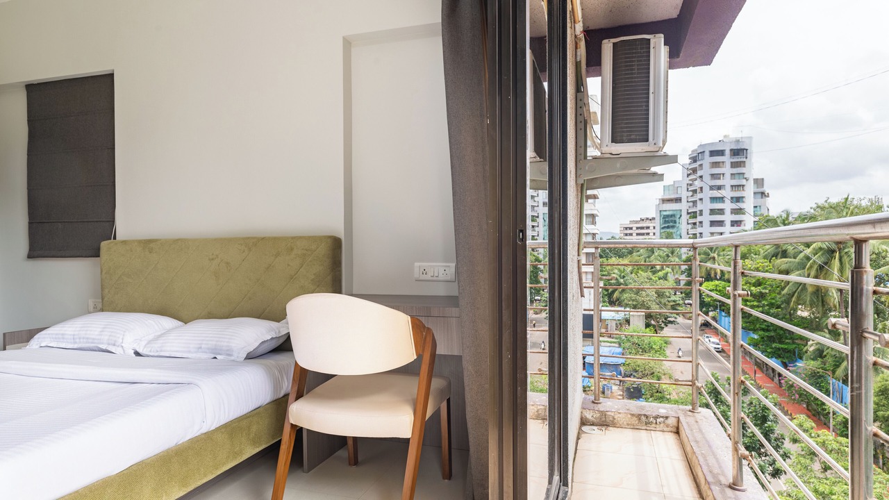 Photo of Bedroom in Bandra East