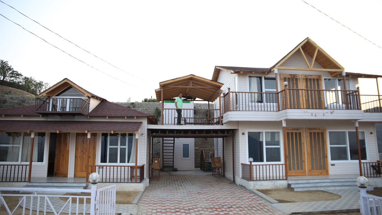 Photo of Outdoor in Lansdowne
