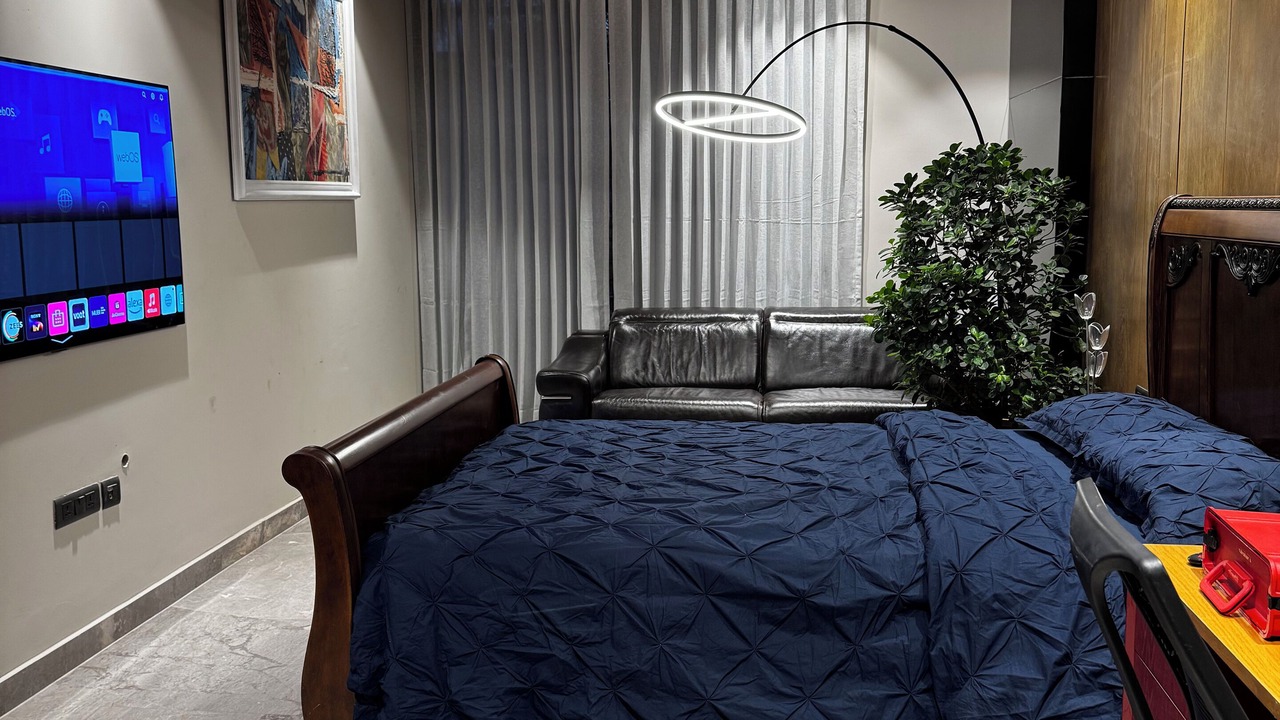 Photo of Bedroom in DLF City