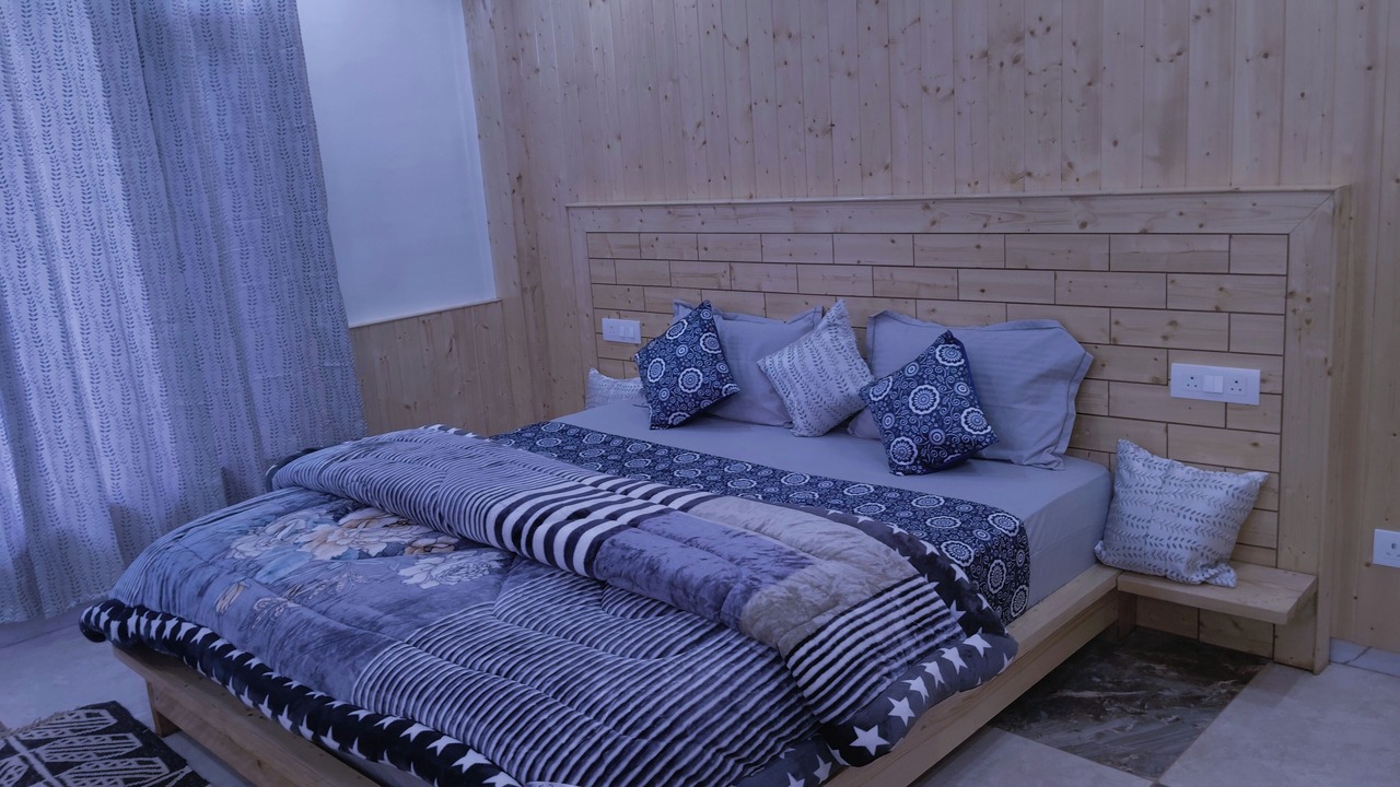 Photo of Bedroom in Manali