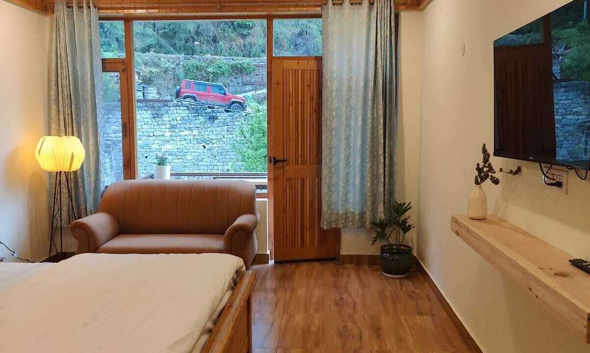 Photo of Bedroom in Manali