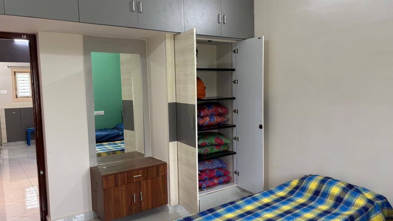Photo of Bedroom in Tiruchirappalli