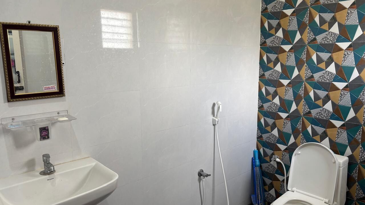 Photo of Bathroom in Tiruchirappalli