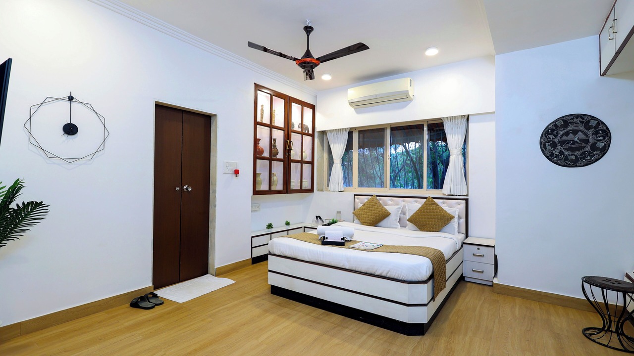 Photo of Bedroom in Kandivali East