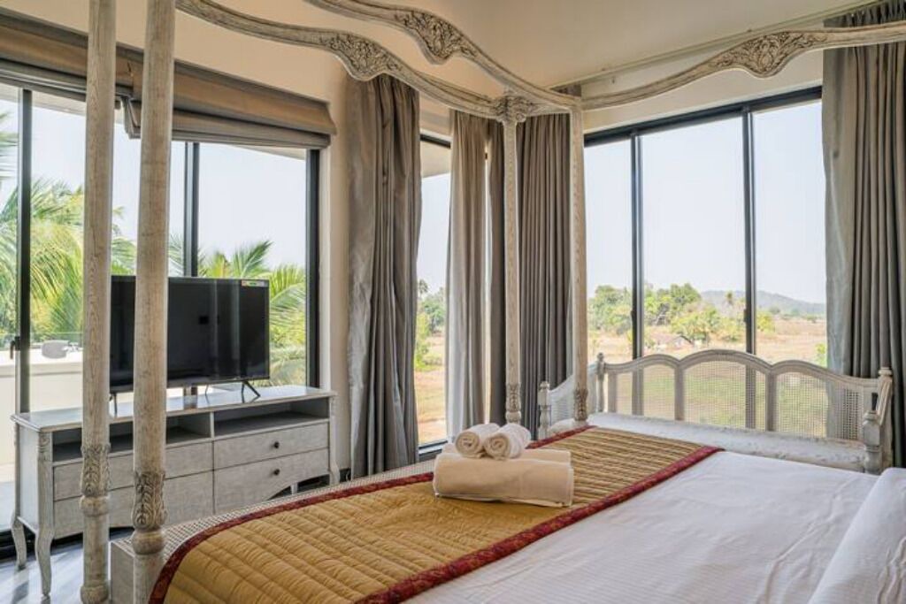 Photo of Bedroom in Grand Morrod