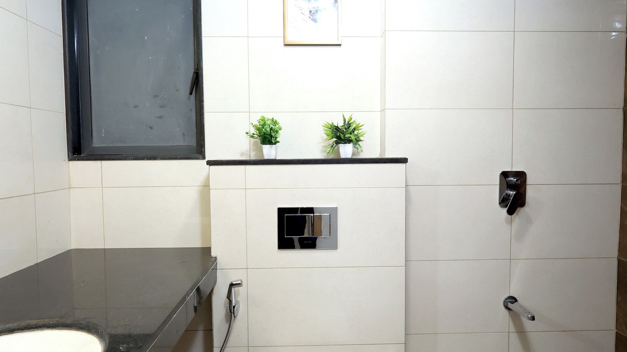 Photo of Bathroom in Vile Parle