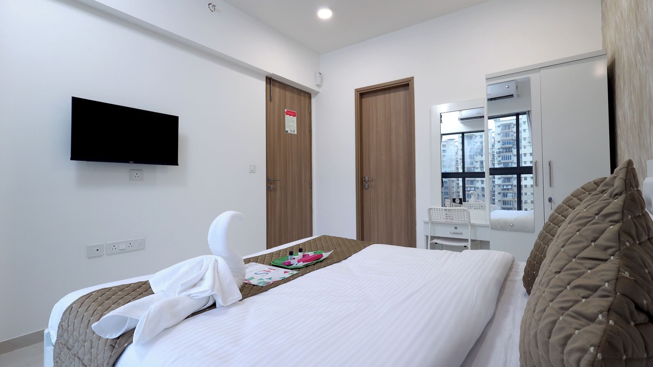 Photo of Bedroom in Vile Parle
