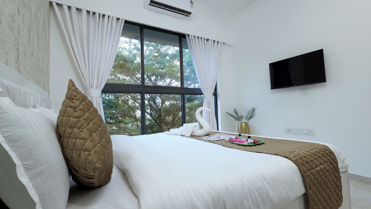 Photo of Bedroom in Vile Parle