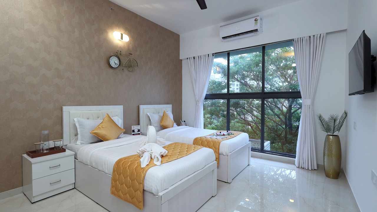 Photo of Bedroom in Vile Parle