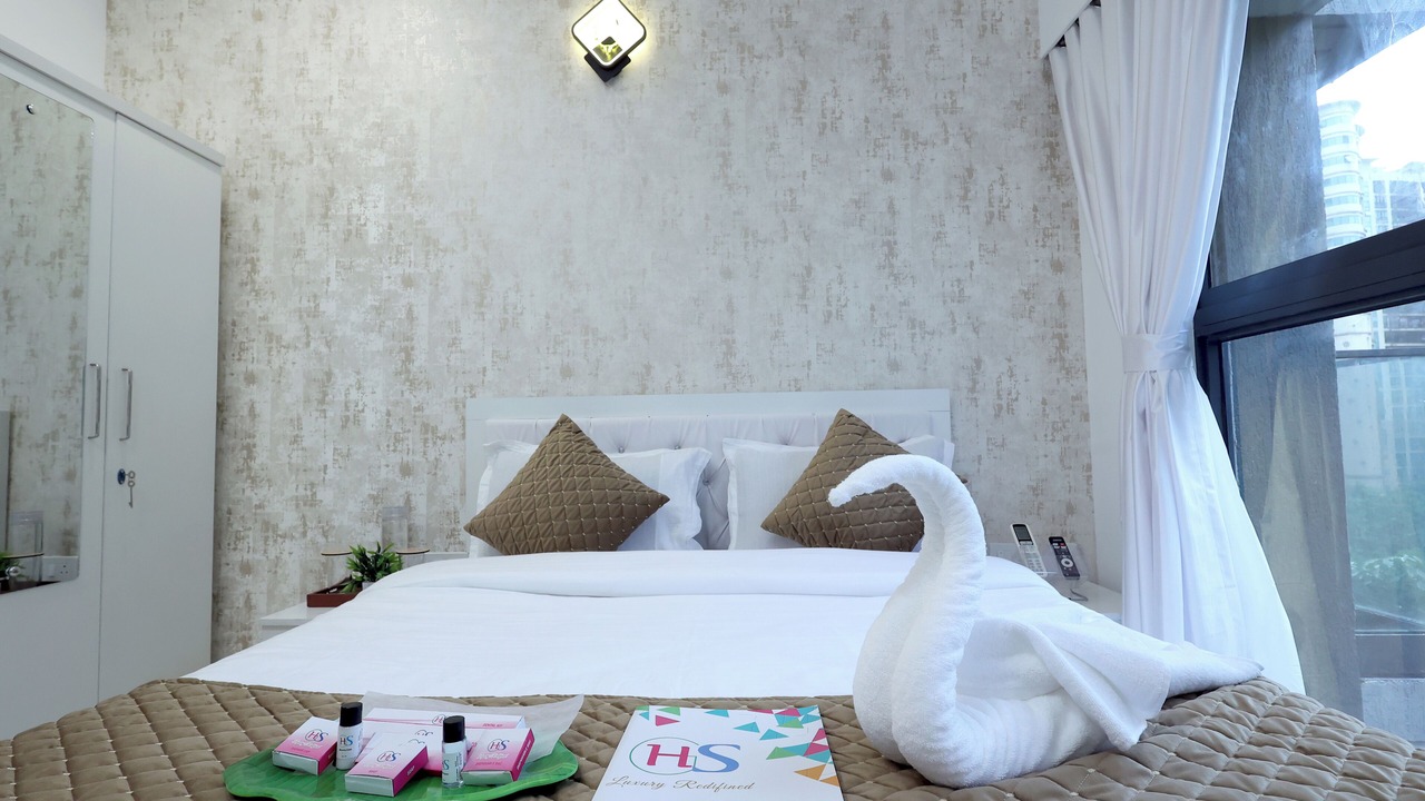 Photo of Bedroom in Vile Parle