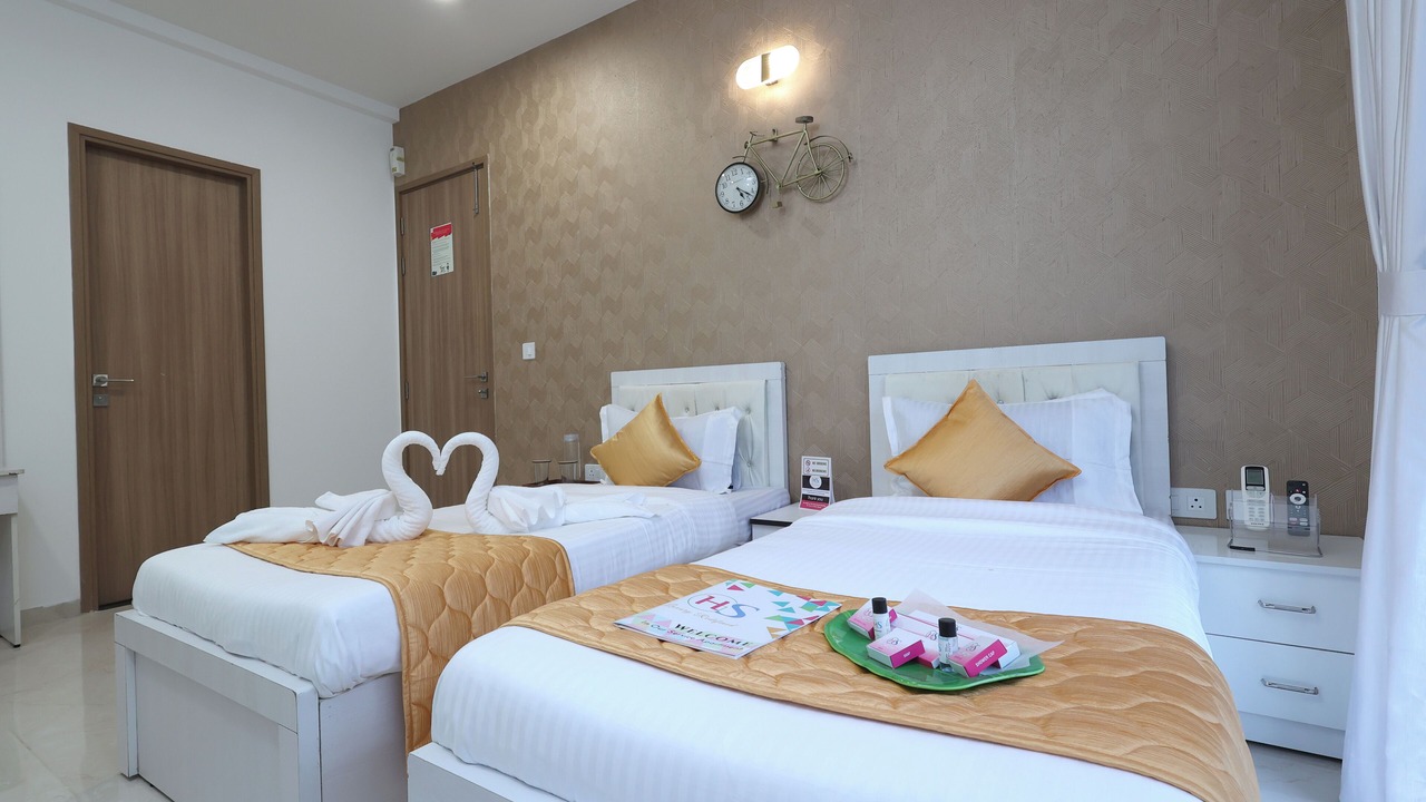 Photo of Bedroom in Vile Parle