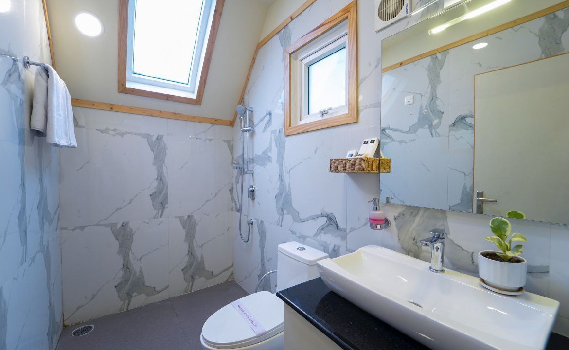 Photo of Bathroom in Kandaghat