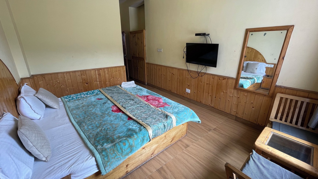 Photo of Bedroom in Vashist