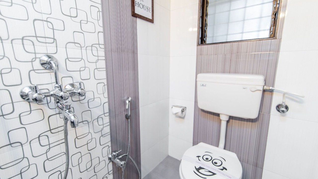 Photo of Bathroom in Marol