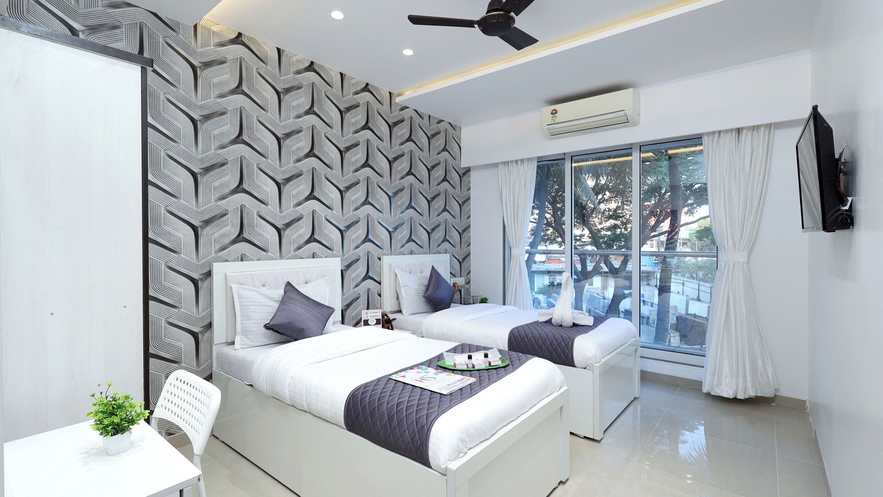 Photo of Bedroom in Vile Parle