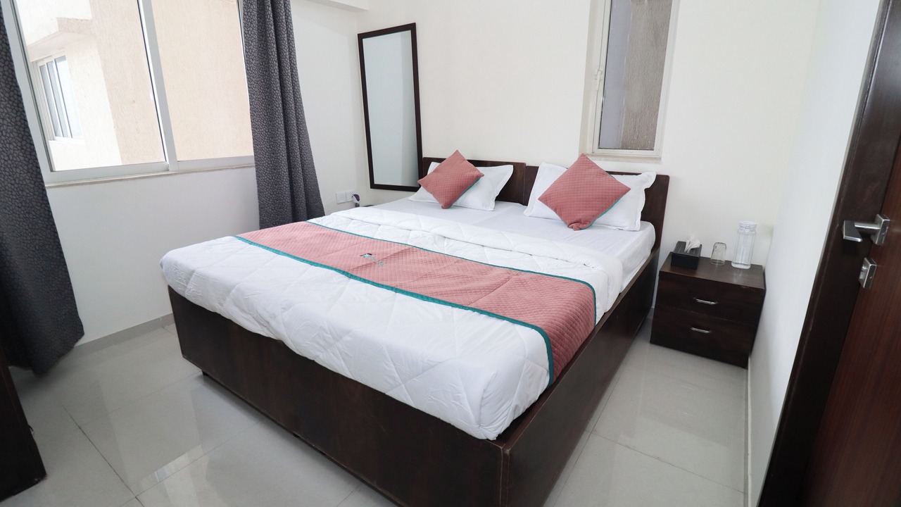 Photo of Bedroom in Malad East