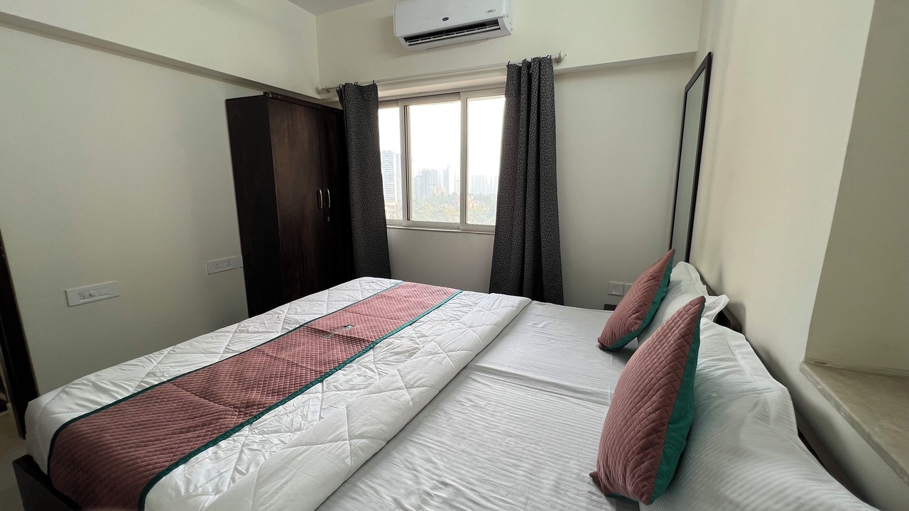 Photo of Bedroom in Malad East