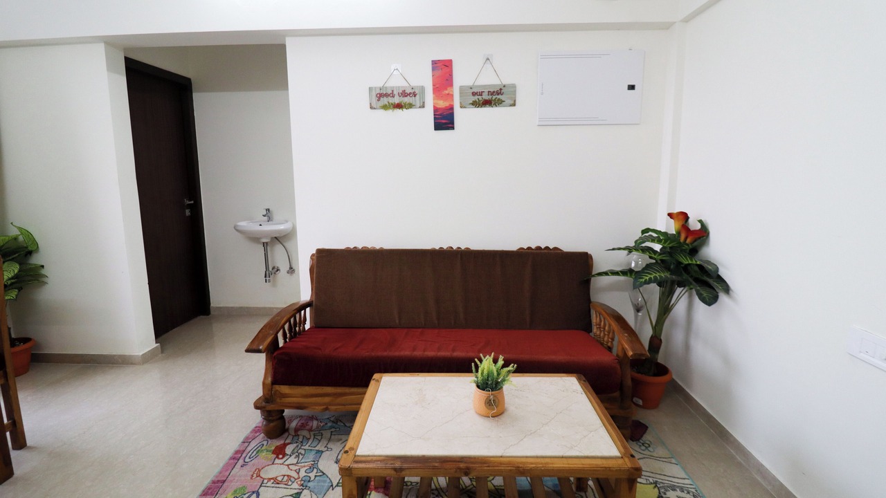 Photo of Livingroom in Malad East