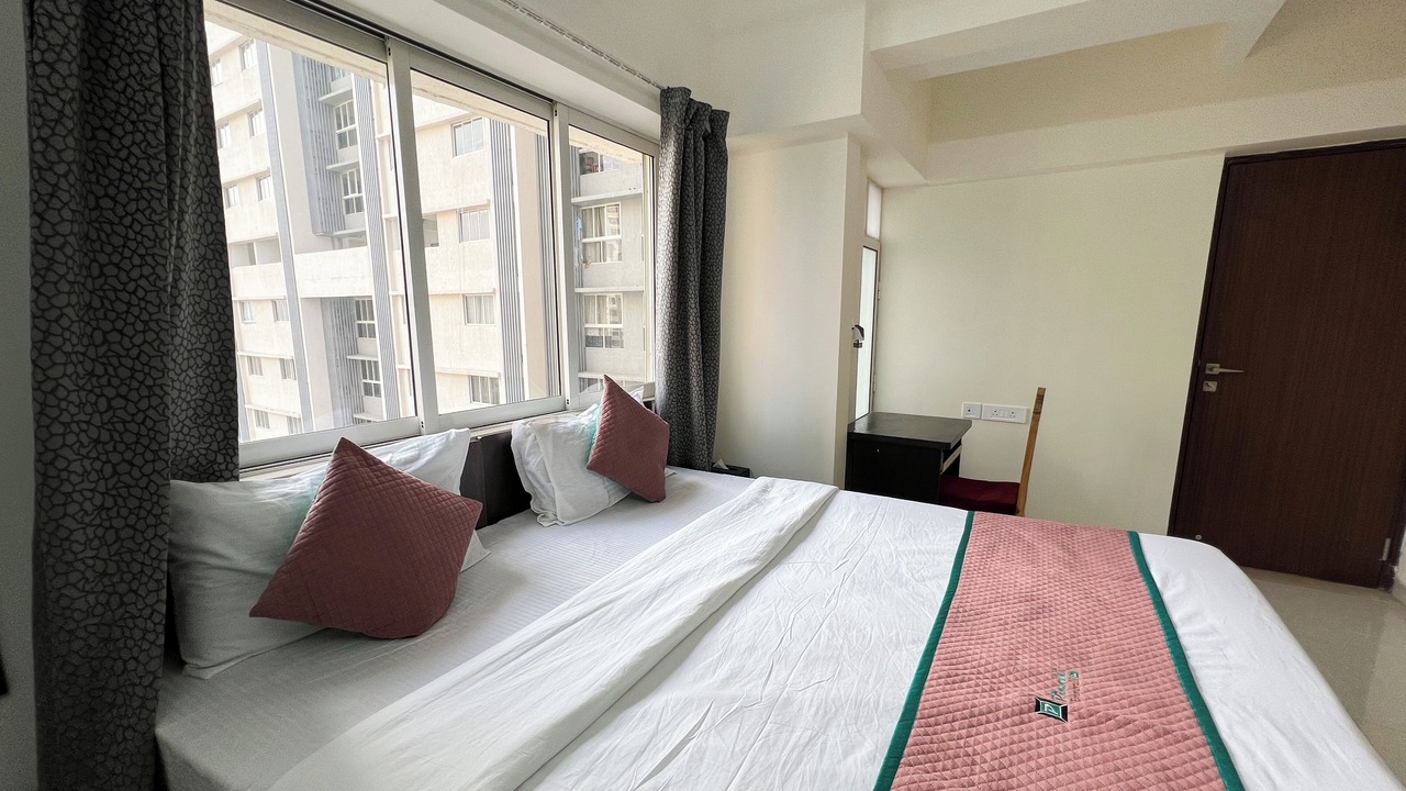 Photo of Bedroom in Malad East