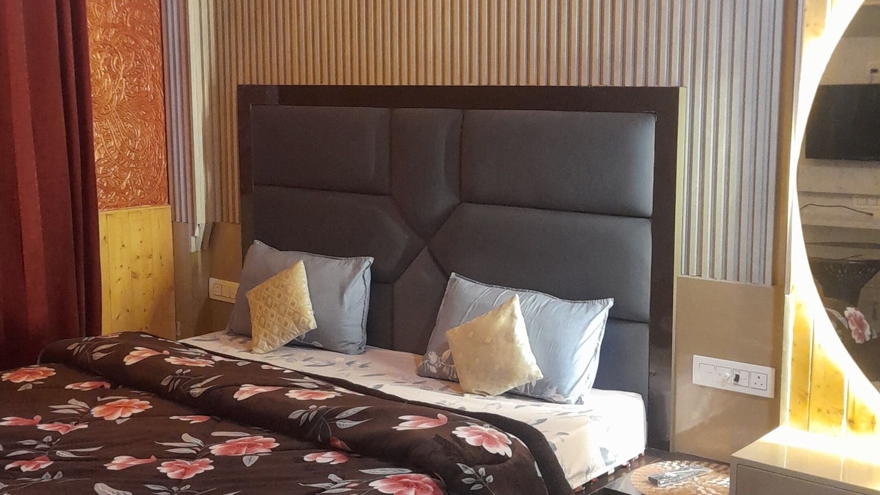Photo of Bedroom in Kumarhatti