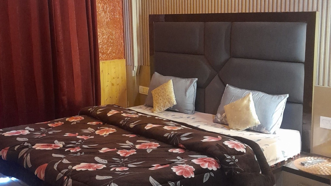 Photo of Bedroom in Kumarhatti