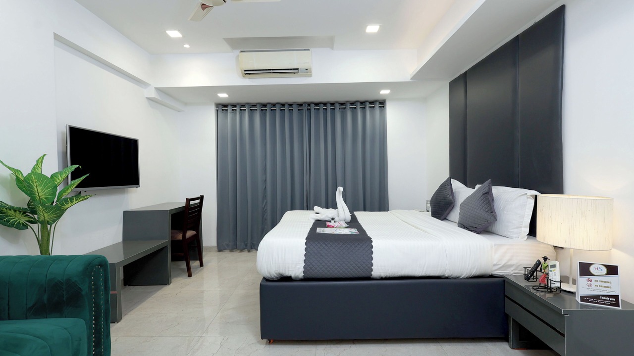 Photo of Bedroom in Upper Govind Nagar