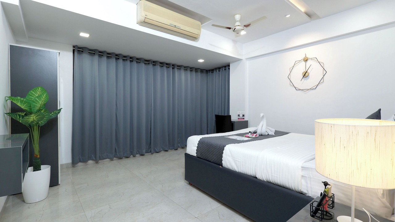 Photo of Bedroom in Upper Govind Nagar